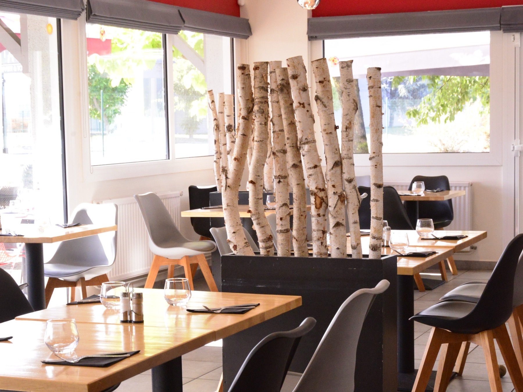 L'Ardoise dining room